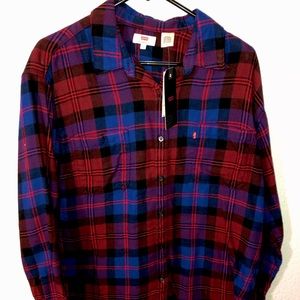 Women’s Levi Plaid Button Down